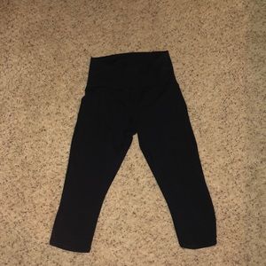 cropped lululemon leggings